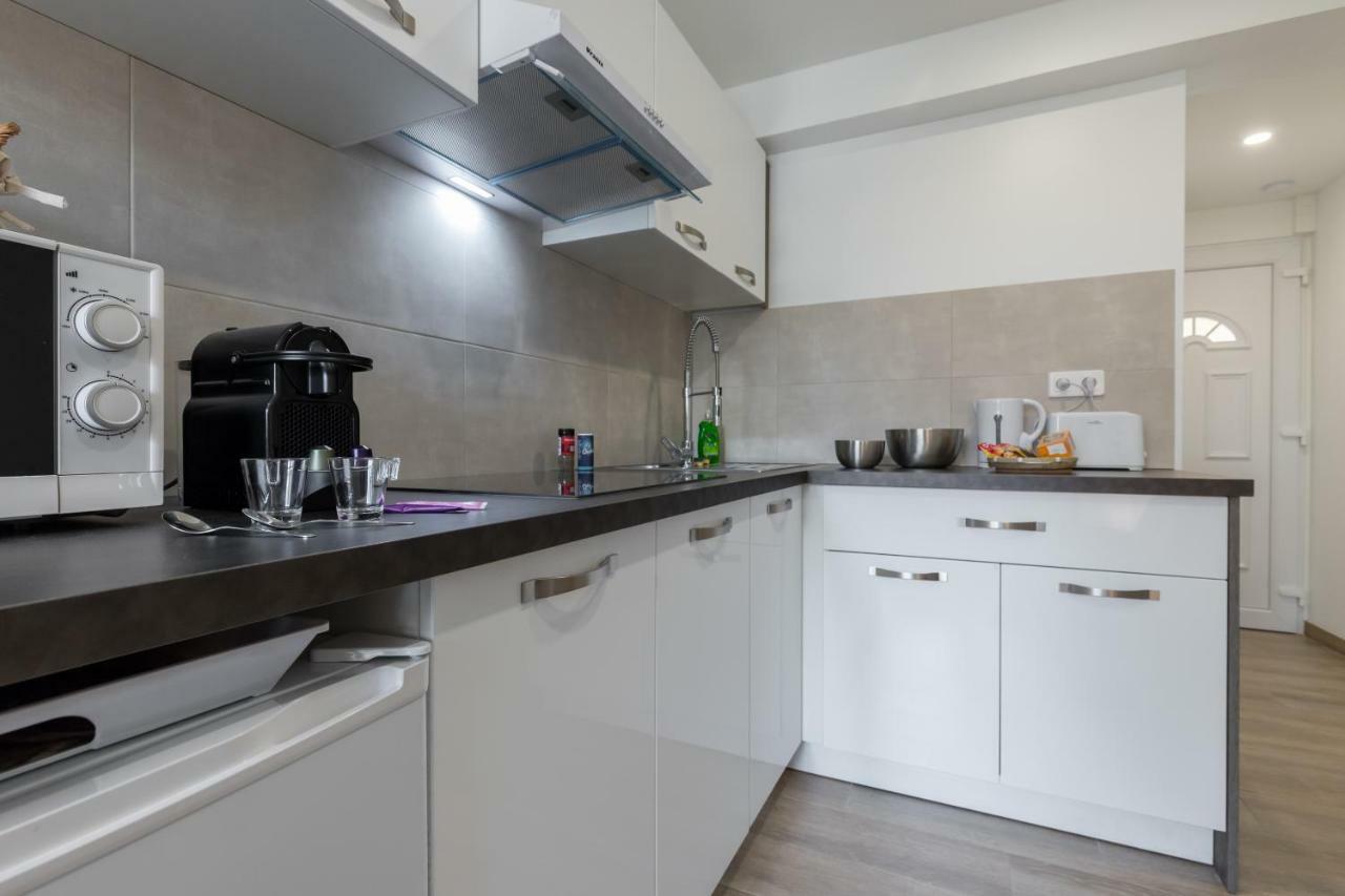 Sleep In Antibes City Center Apartment Bagian luar foto