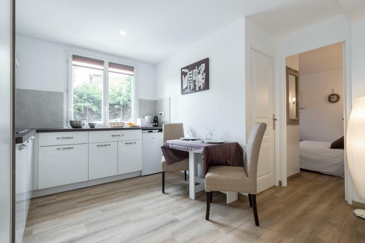 Sleep In Antibes City Center Apartment Bagian luar foto