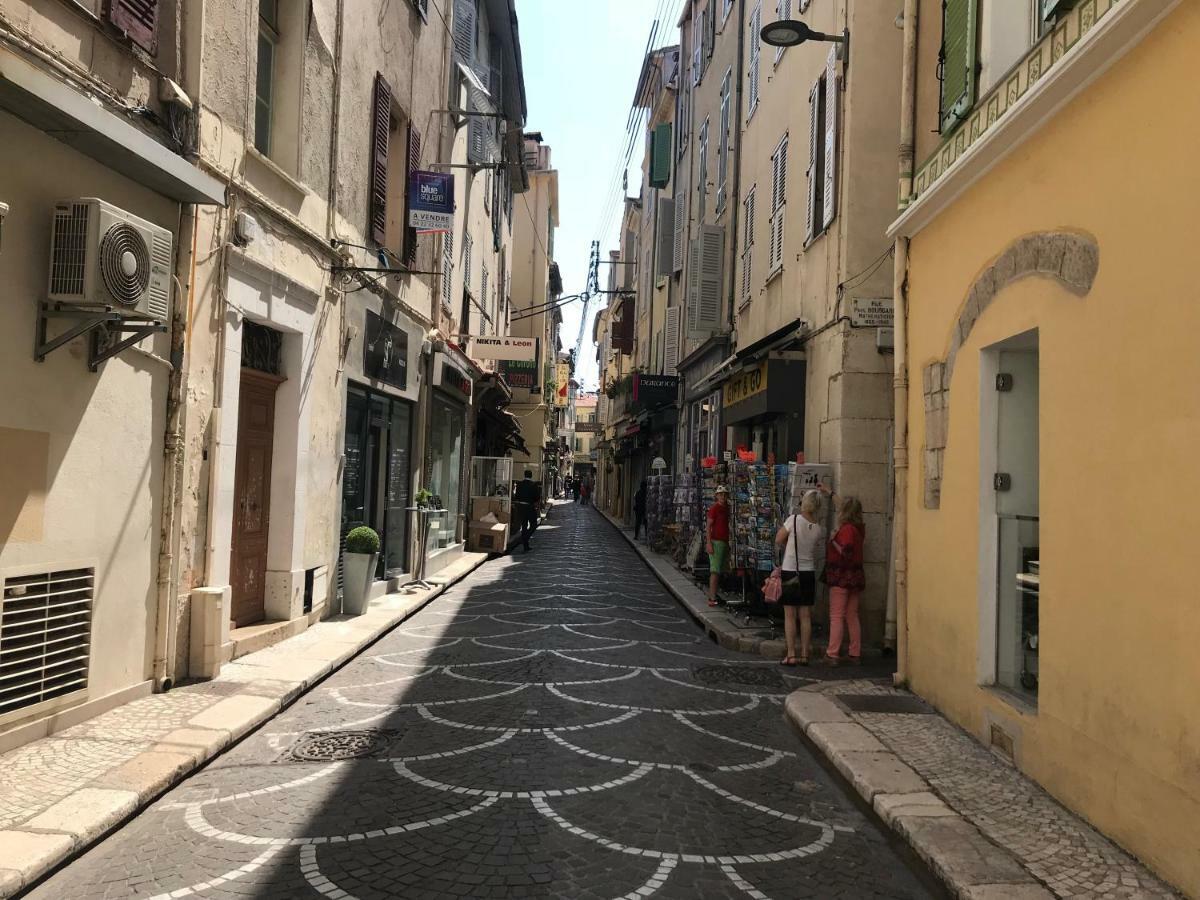 Sleep In Antibes City Center Apartment Bagian luar foto